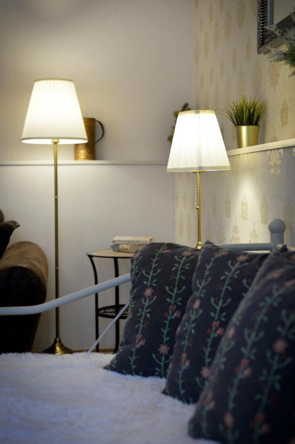 Janicsar Garden Apartman เอ็กเกอร์ ภายนอก รูปภาพ
