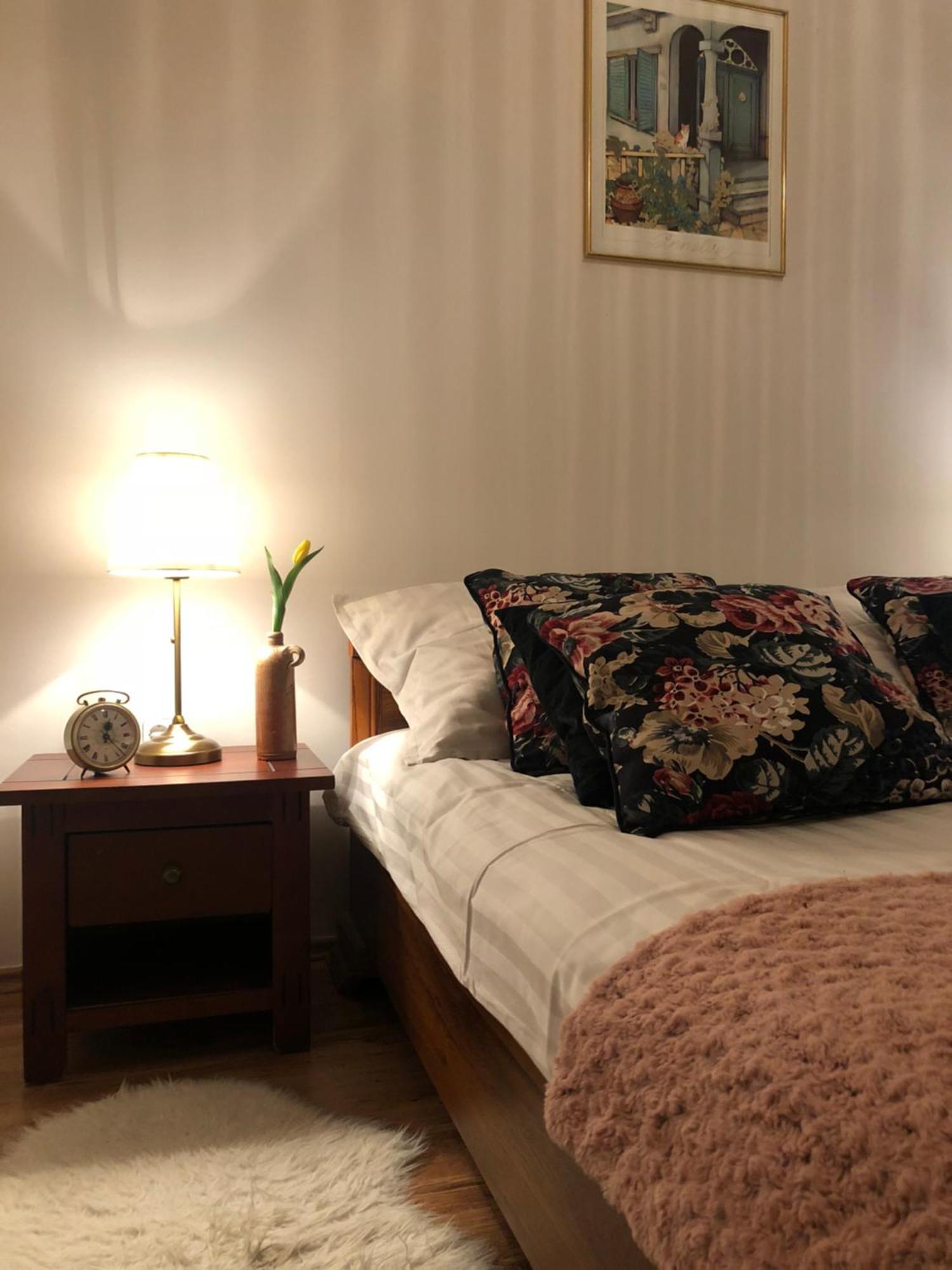 Janicsar Garden Apartman เอ็กเกอร์ ภายนอก รูปภาพ